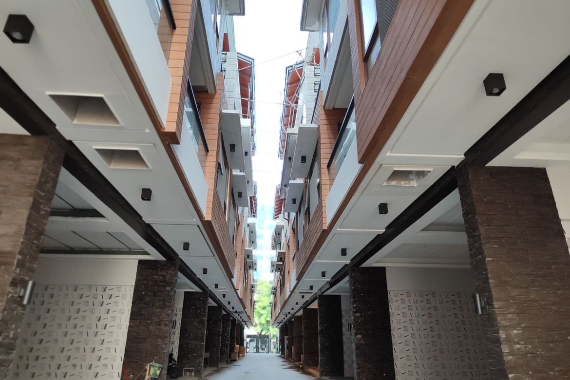 4 Bedroom Townhouse for Sale in Quiapo, Manila, Metro Manila near LRT-1 Carriedo – photo 3