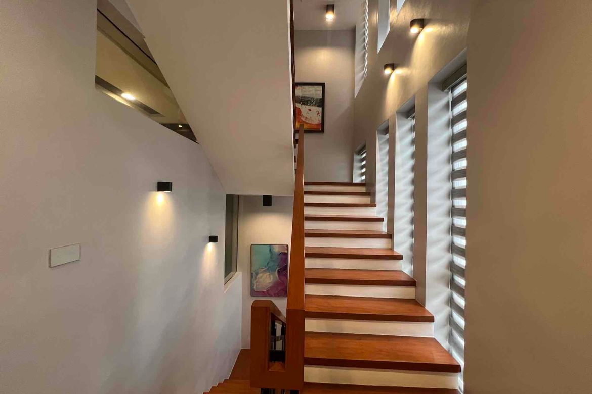 4 Bedroom Townhouse for Sale in Quiapo, Manila, Metro Manila near LRT-2 Legarda – photo 4