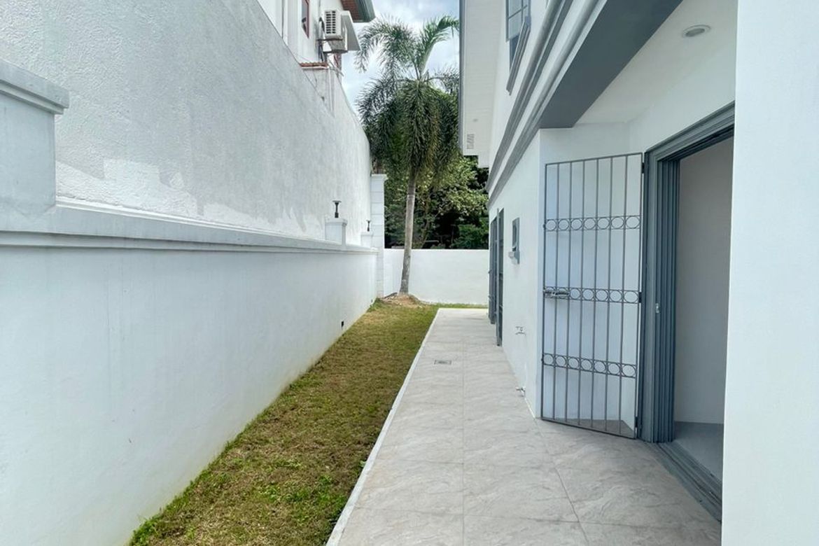4 Bedroom Townhouse for Sale in Salapan, San Juan, Metro Manila near LRT-2 J. Ruiz – photo 5