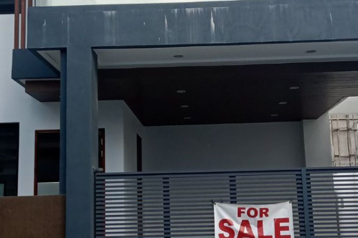 4 Bedroom Townhouse for Sale in Salapan, San Juan, Metro Manila near LRT-2 J. Ruiz