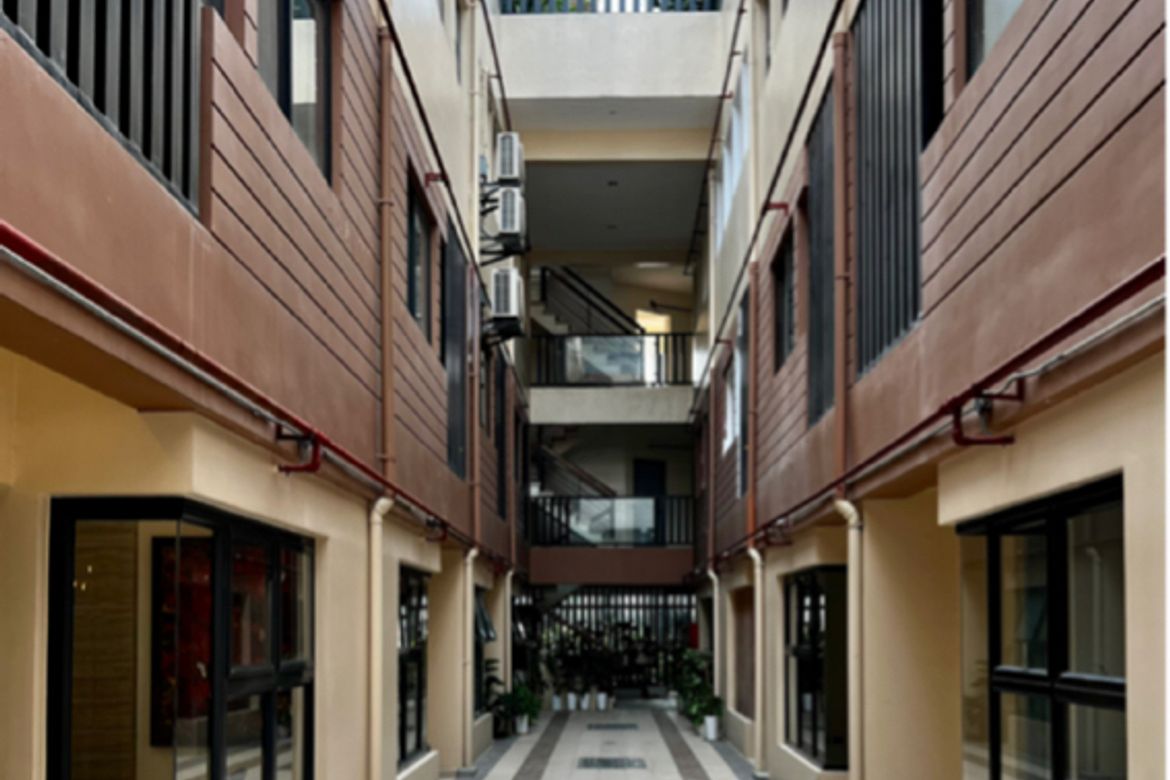 4 Bedroom Townhouse for Sale in San Antonio, Makati City – photo 2