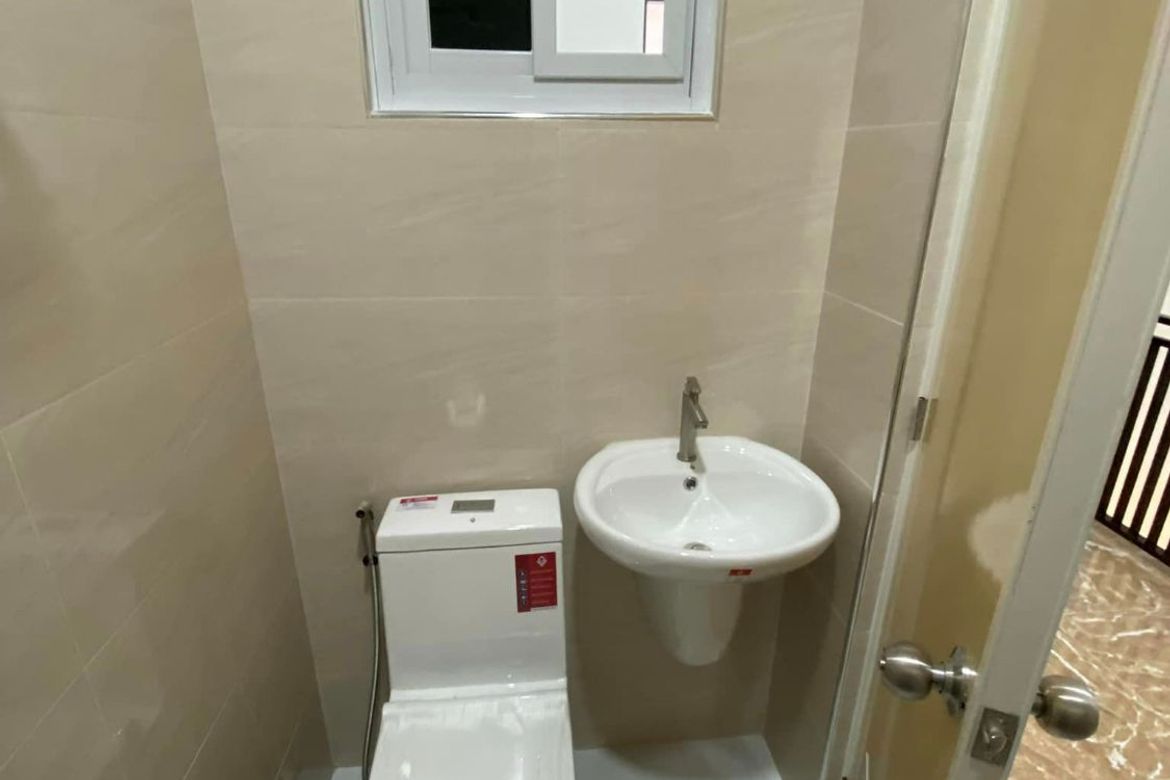 4 Bedroom Townhouse for Sale in San Isidro, Parañaque, Metro Manila – photo 7
