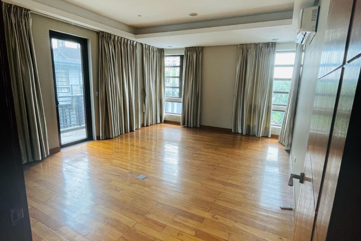 4 Bedroom Townhouse for Sale in San Juan Townhouse, San Juan, Metro Manila near LRT-2 J. Ruiz – photo 4