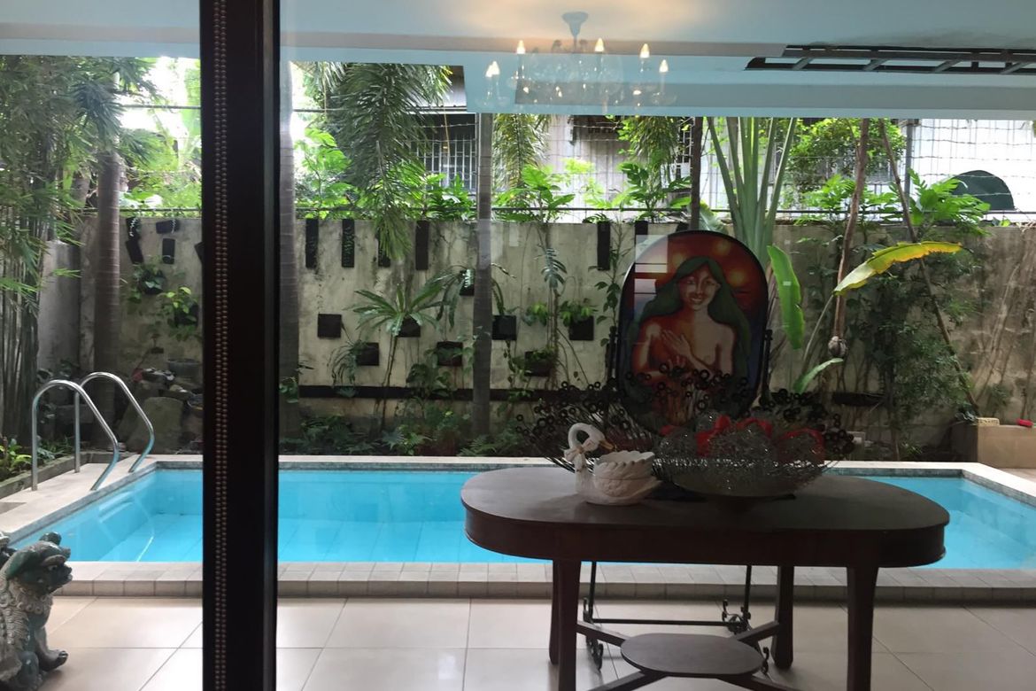 4 Bedroom Townhouse for Sale in San Lorenzo, Makati, Metro Manila near MRT-3 Ayala – photo 6