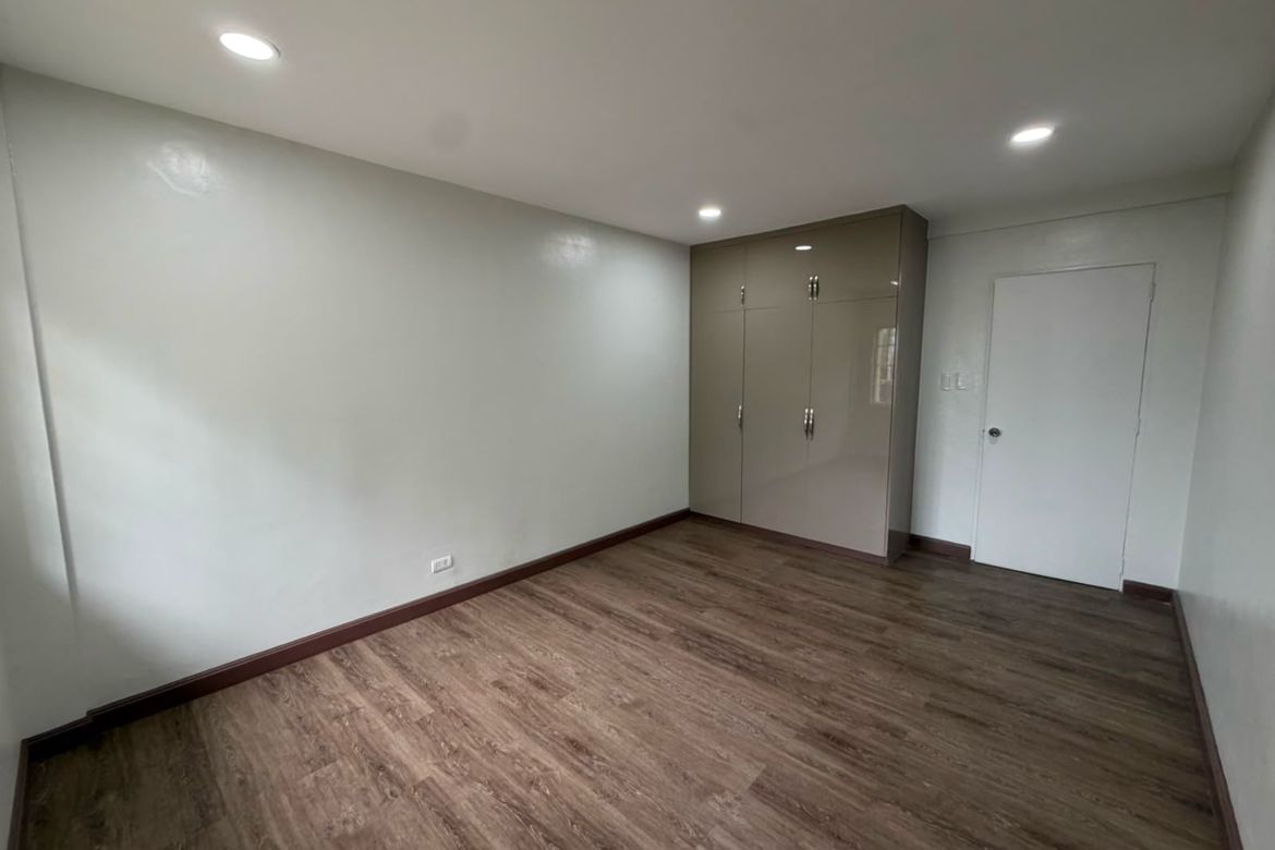 4 Bedroom Townhouse for Sale in San Nicolas, Pasig, Metro Manila – photo 5
