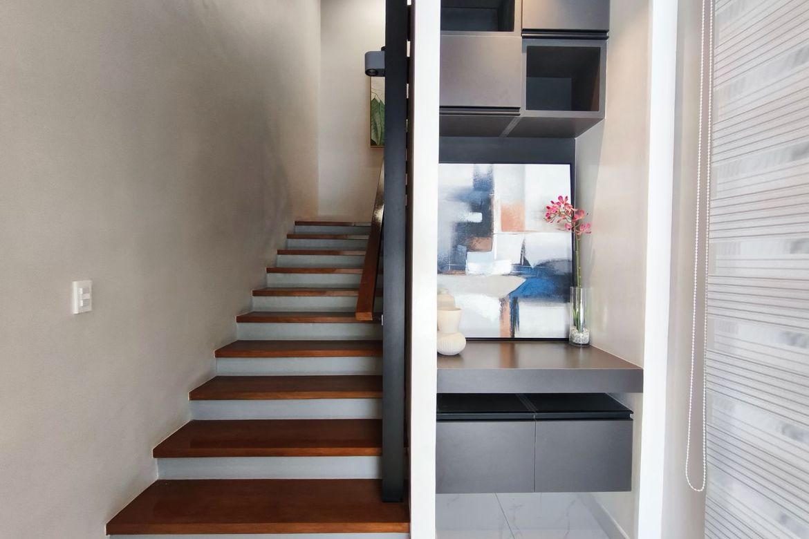 4 Bedroom Townhouse for Sale in Santa Cruz, Manila, Metro Manila near LRT-1 Tayuman – photo 4