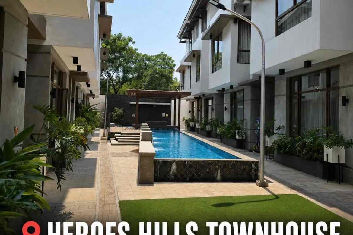 4 Bedroom Townhouse for Sale in Santa Cruz, Quezon City, Metro Manila