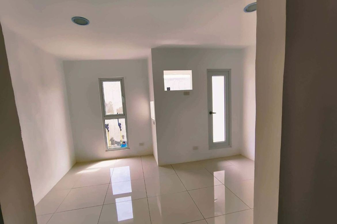 4 Bedroom Townhouse for Sale in Santa Cruz-Santo Niño, Balamban, Cebu – photo 5