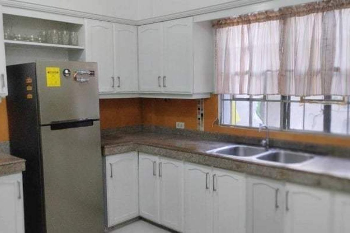 4 Bedroom Townhouse for Sale in Santo Domingo, Cainta, Rizal – photo 5