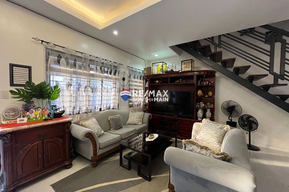 4 Bedroom Townhouse for Sale in Santo Domingo, Cainta, Rizal – photo 4