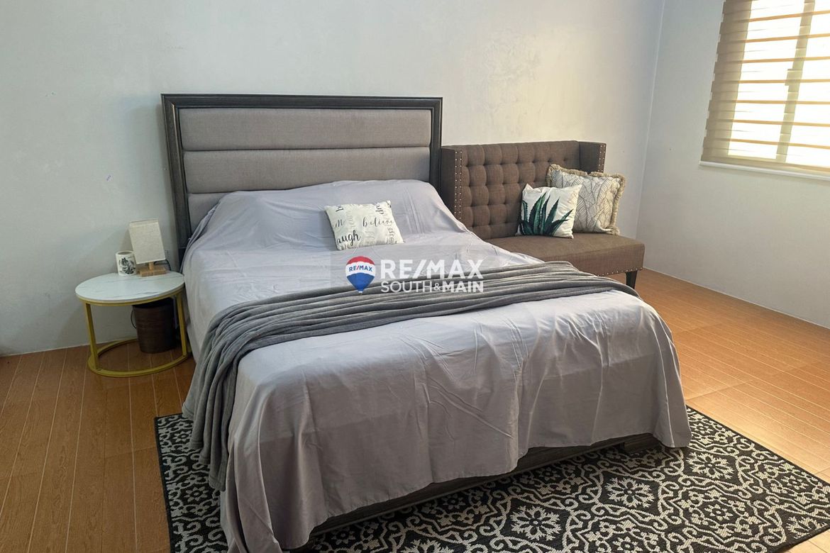 4 Bedroom Townhouse for Sale in Santo Domingo, Cainta, Rizal – photo 8