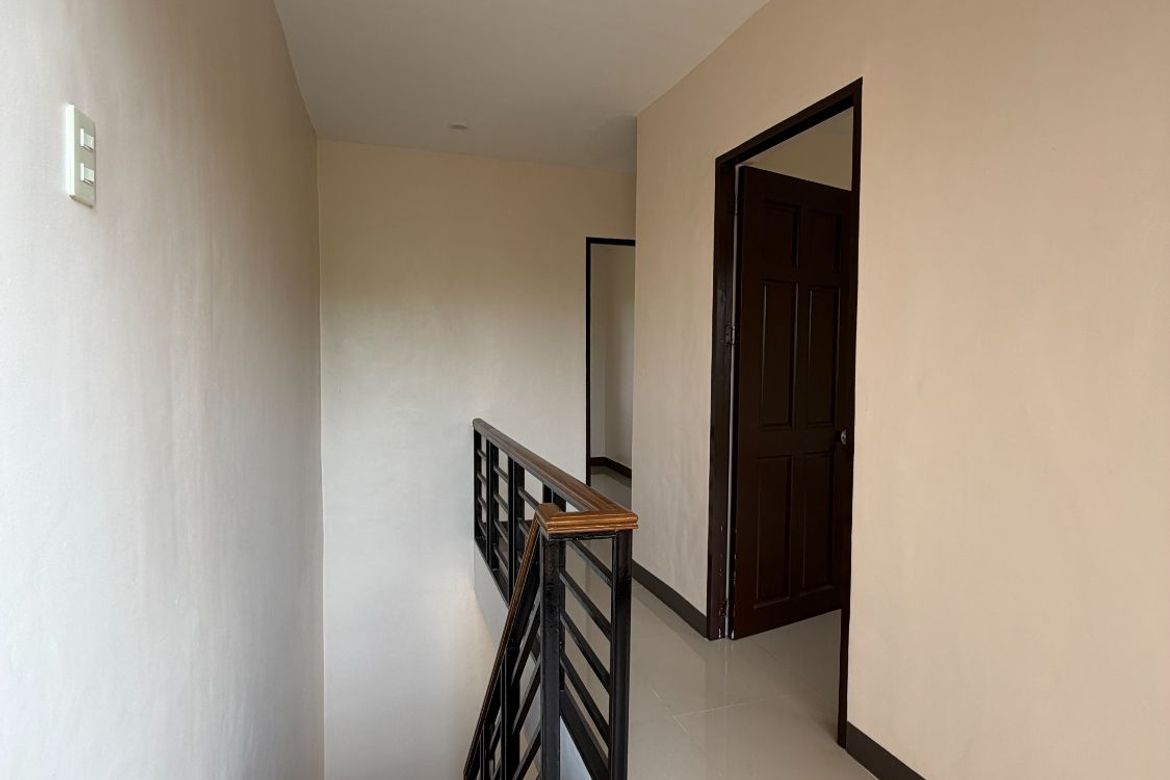 4 Bedroom Townhouse for Sale in Songculan, Dauis, Bohol – photo 7