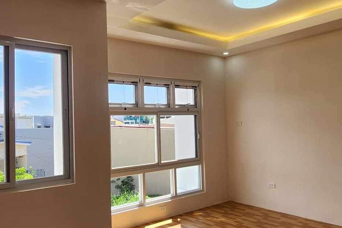 4 Bedroom Townhouse for Sale in Sun Valley, Parañaque, Metro Manila – photo 3