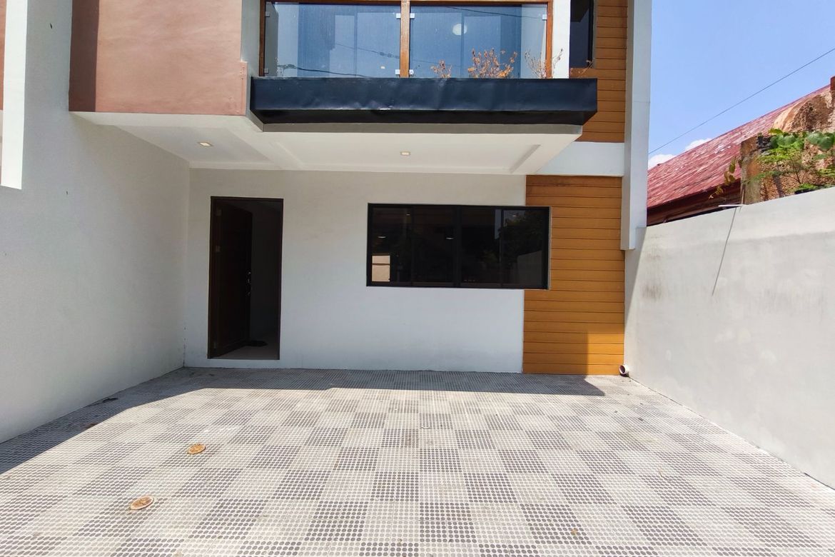 4 Bedroom Townhouse for Sale in Talon Dos, Las Piñas, Metro Manila – photo 5