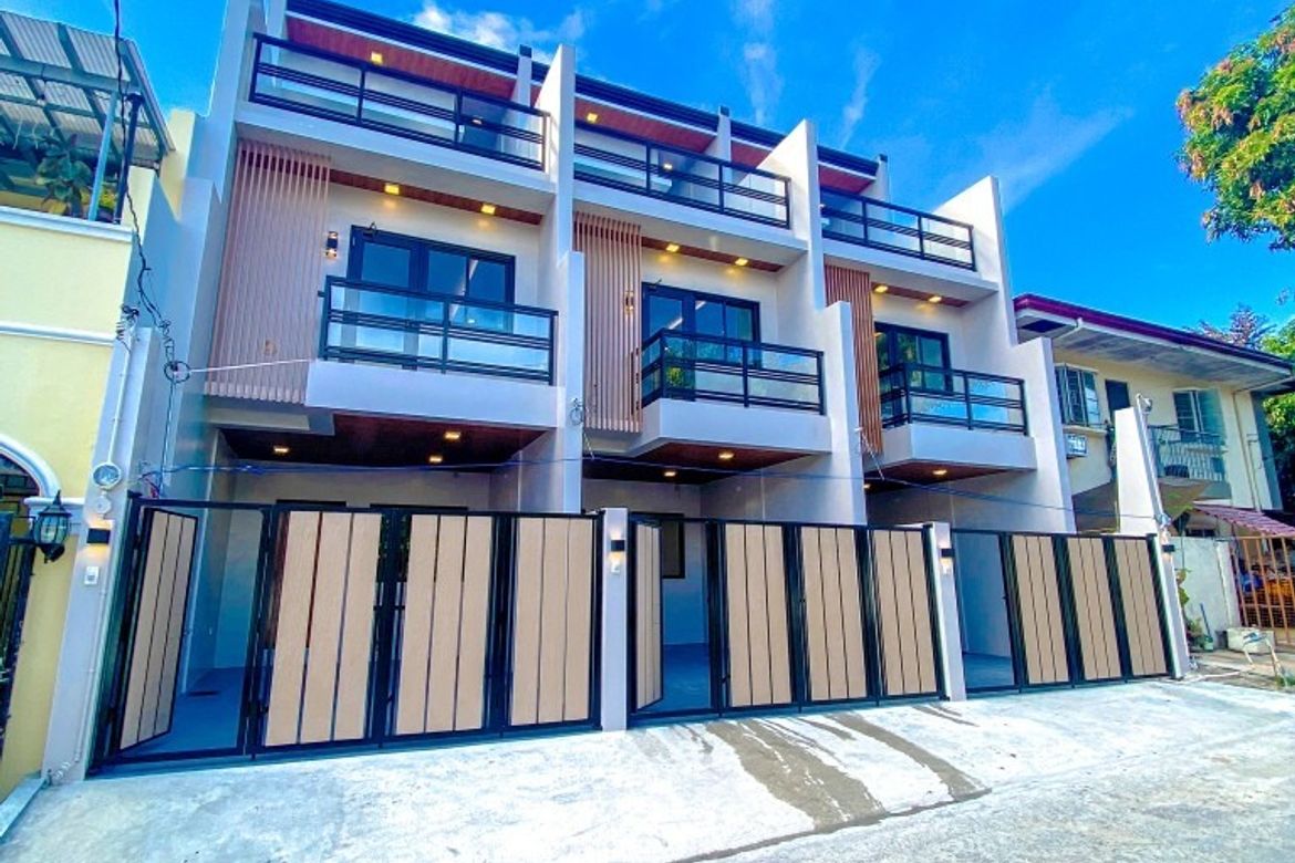 4 Bedroom Townhouse for Sale in Talon Kuatro, Las Piñas, Metro Manila