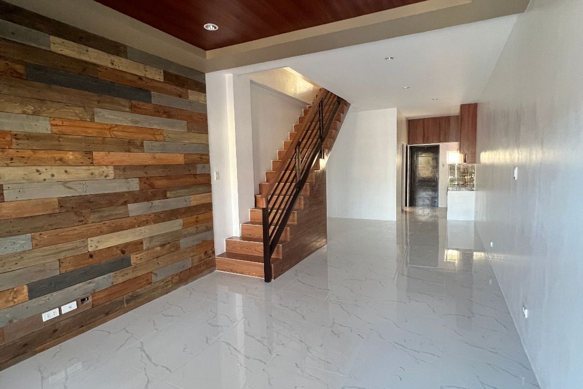 4 Bedroom Townhouse for Sale in Talon Kuatro, Las Piñas, Metro Manila