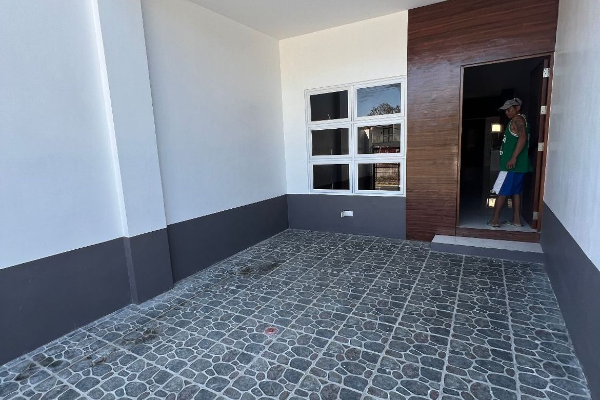 4 Bedroom Townhouse for Sale in Talon Kuatro, Las Piñas, Metro Manila – photo 3