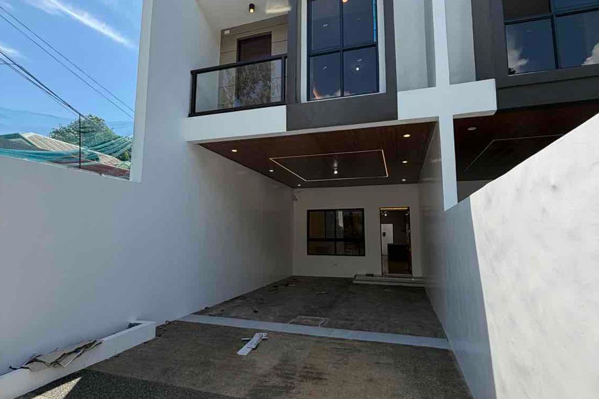 4 Bedroom Townhouse for Sale in Talon Singko, Las Piñas, Metro Manila – photo 3