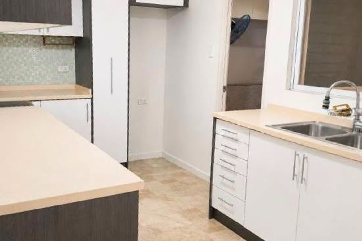 4 Bedroom Townhouse for Sale in Tambo, Parañaque, Metro Manila – photo 2