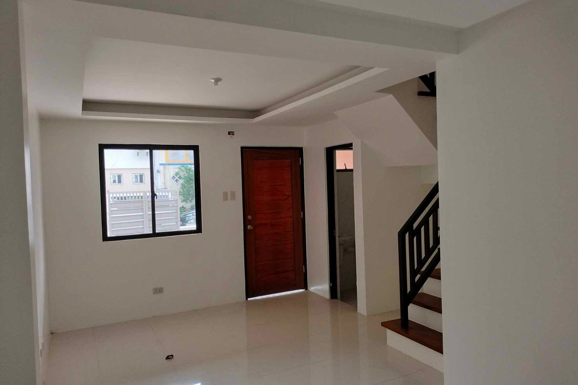 4 Bedroom Townhouse for Sale in Tandang Sora, Quezon City, Metro Manila – photo 2
