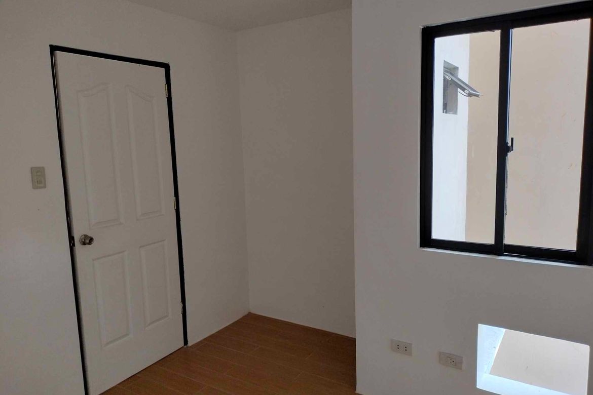 4 Bedroom Townhouse for Sale in Tandang Sora, Quezon City, Metro Manila – photo 6