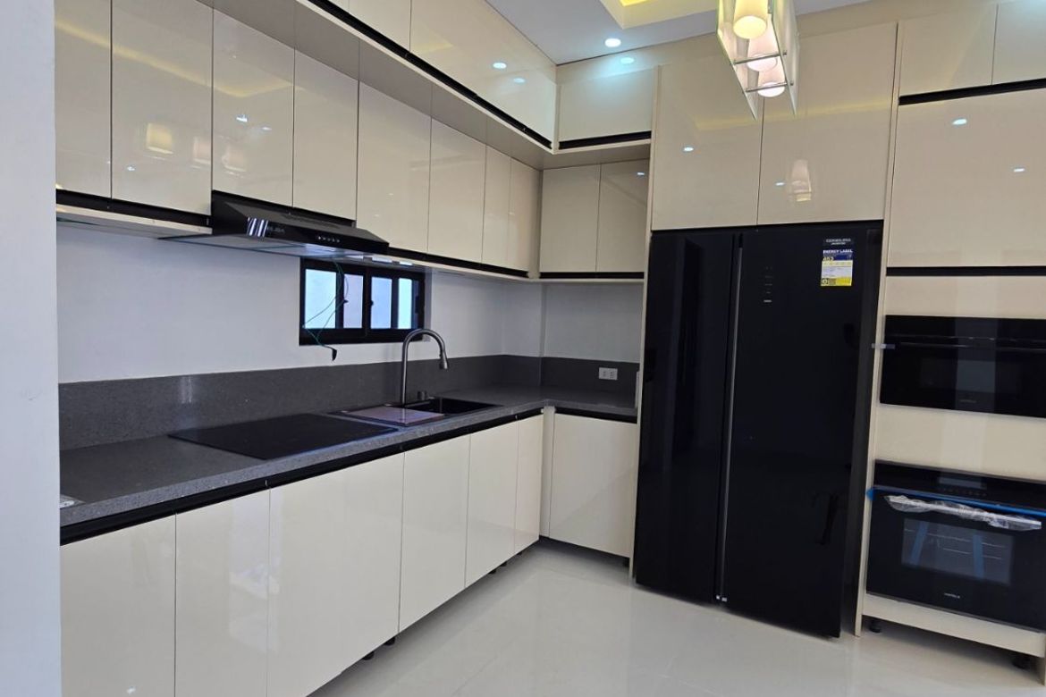 4 Bedroom Townhouse for Sale in Tandang Sora, Quezon City, Metro Manila – photo 8