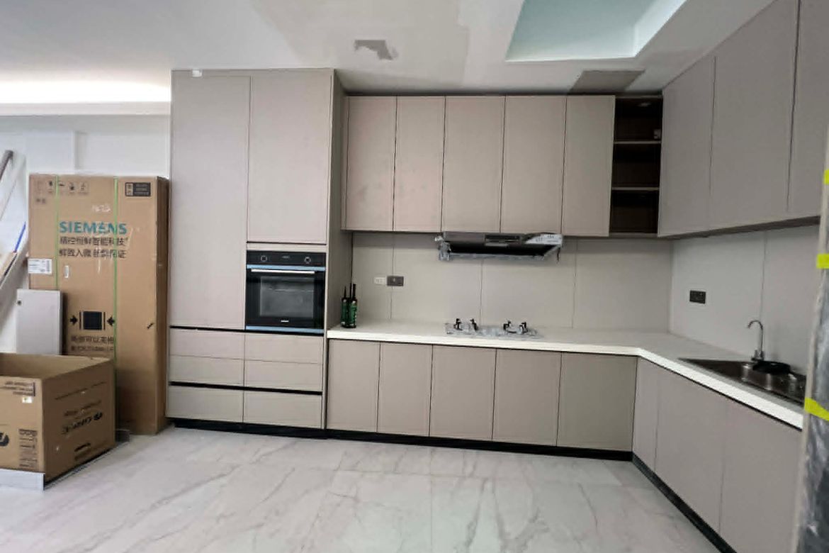 4 Bedroom Townhouse for Sale in Tandang Sora, Quezon City, Metro Manila – photo 6