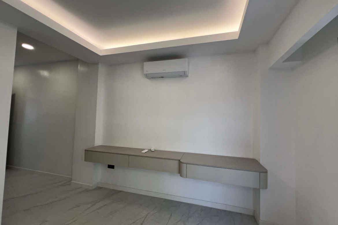 4 Bedroom Townhouse for Sale in Tandang Sora, Quezon City, Metro Manila – photo 7