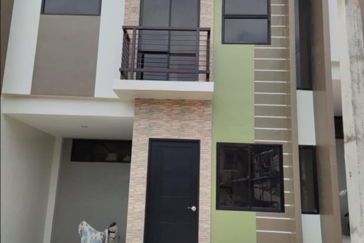 4 Bedroom Townhouse for Sale in Tubod, Minglanilla, Cebu – photo 3