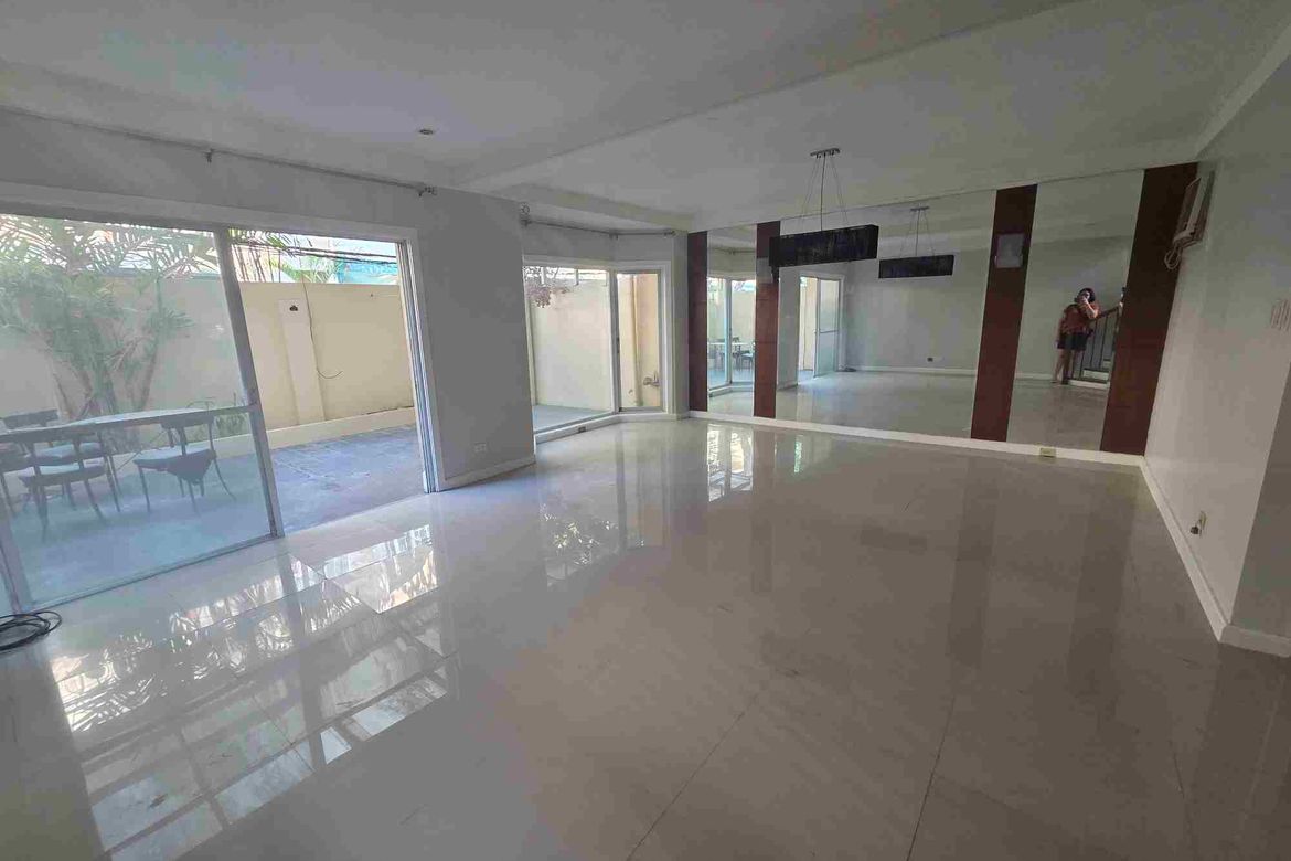 4 Bedroom Townhouse for Sale in Ugong, Pasig, Metro Manila – photo 2
