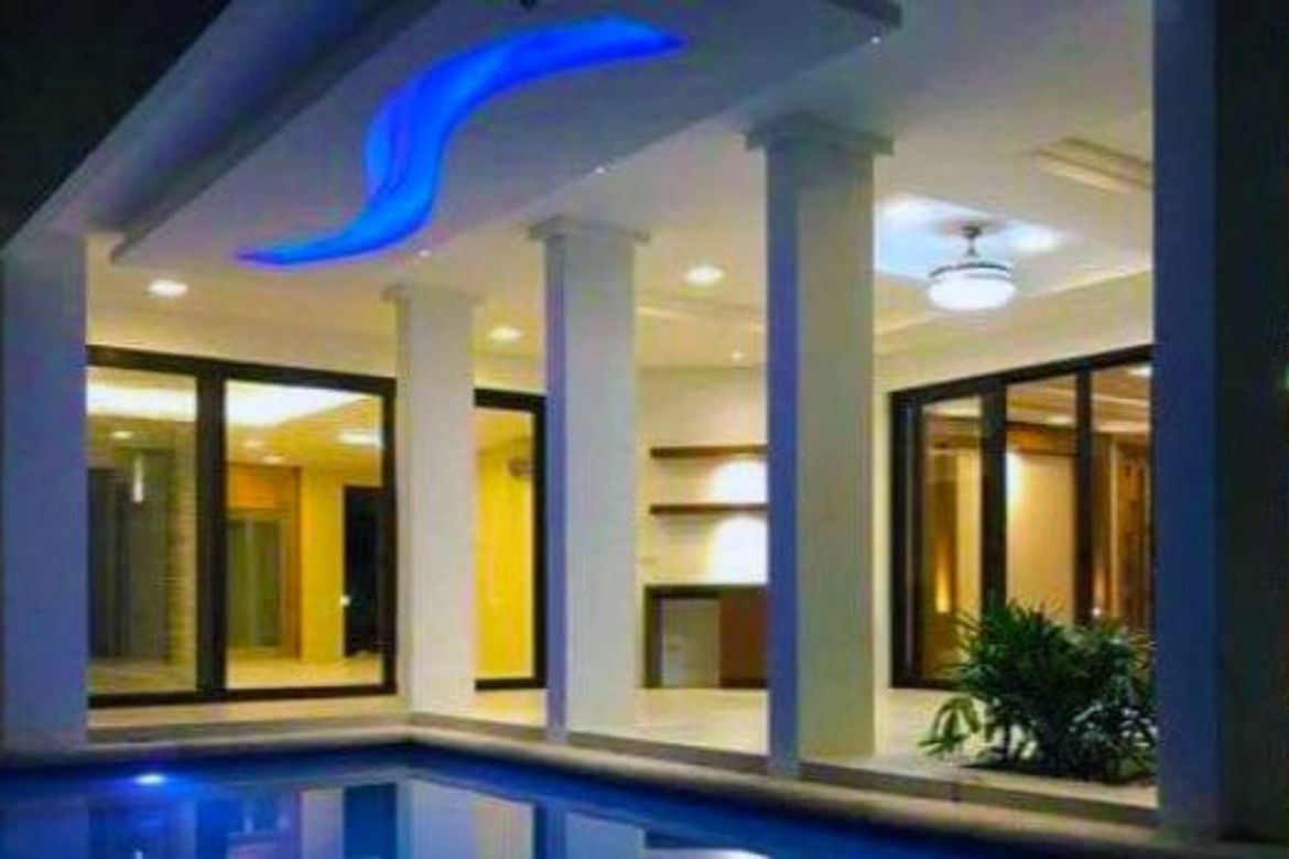 4 Bedroom Villa for Sale in Dasmariñas Village, Dasmariñas North, Makati, Metro Manila near MRT-3 Magallanes
