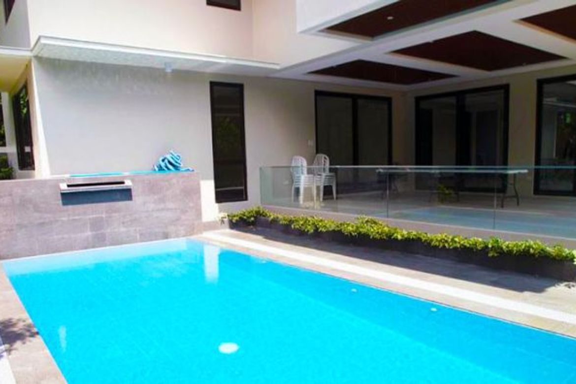 4 Bedroom Villa for Sale in Dasmariñas Village, Dasmariñas North, Makati, Metro Manila near MRT-3 Magallanes – photo 4