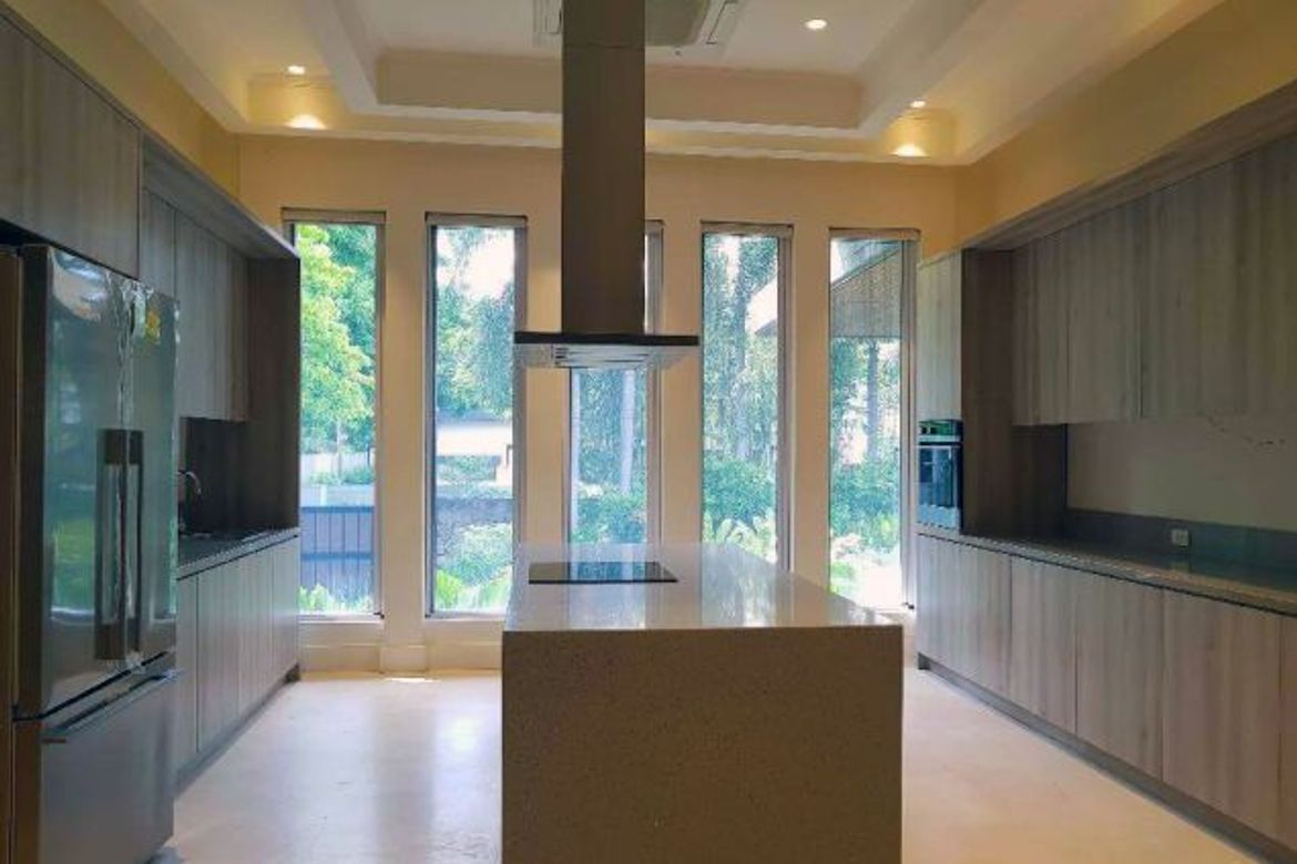 4 Bedroom Villa for Sale in Forbes Park North, Makati, Metro Manila – photo 3