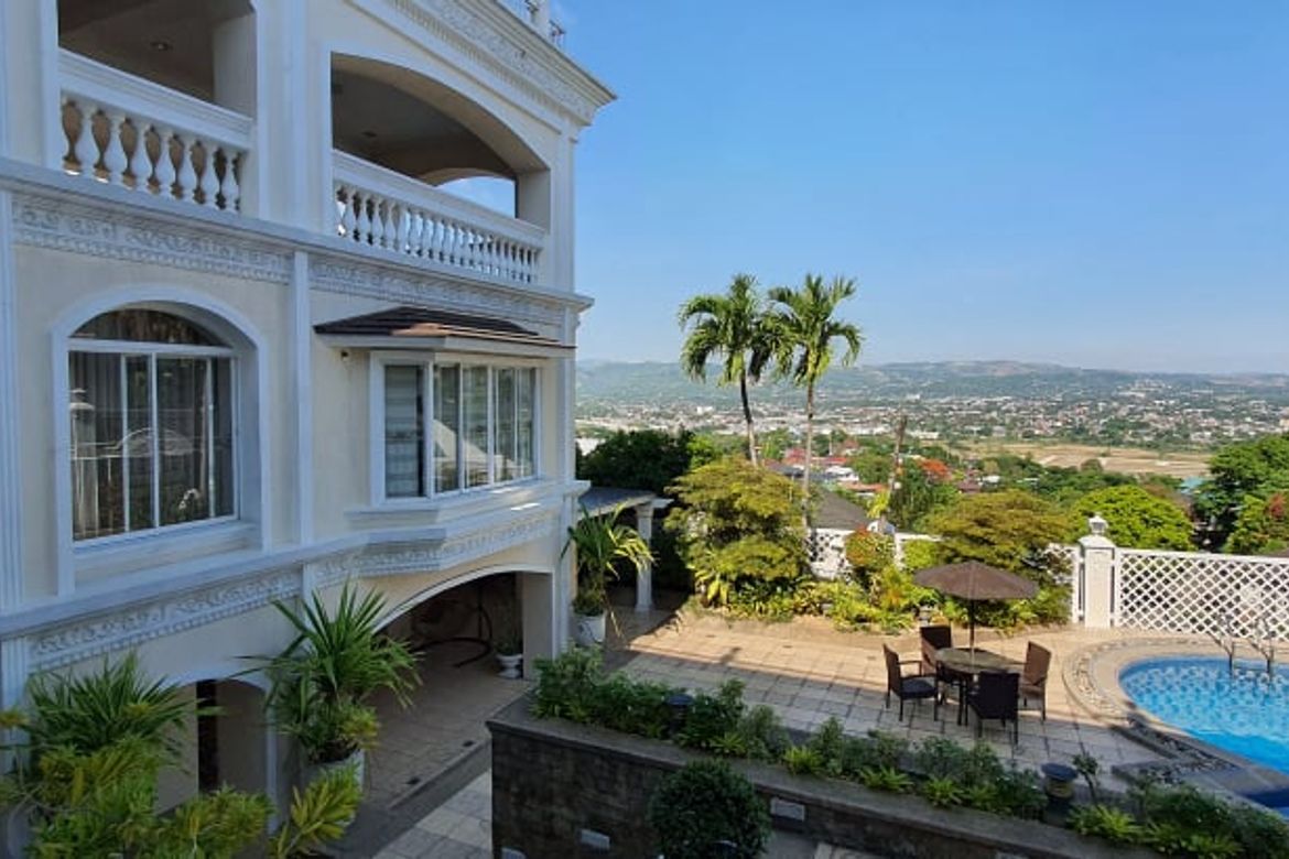 4 Bedroom Villa for Sale in Pansol, Quezon City, Metro Manila