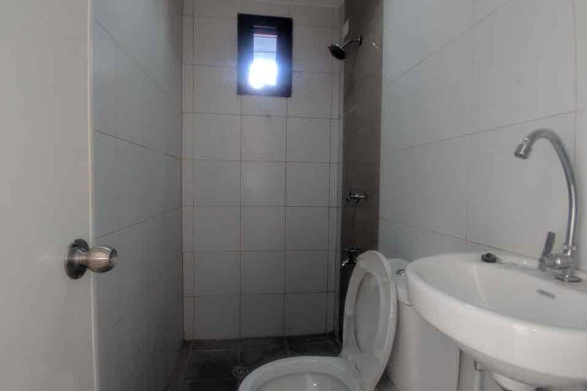 40 Bedroom Shophouse for Sale in Balong-Bato, San Juan, Metro Manila near LRT-2 J. Ruiz – photo 5