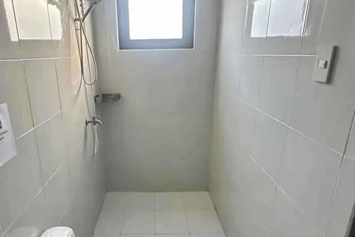 42 Bedroom Apartment for Rent in Poblacion, Makati, Metro Manila photo 6