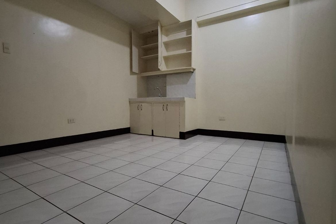42 Bedroom Shophouse for Sale in Loyola Heights, Quezon City, Metro Manila near LRT-2 Katipunan – photo 3