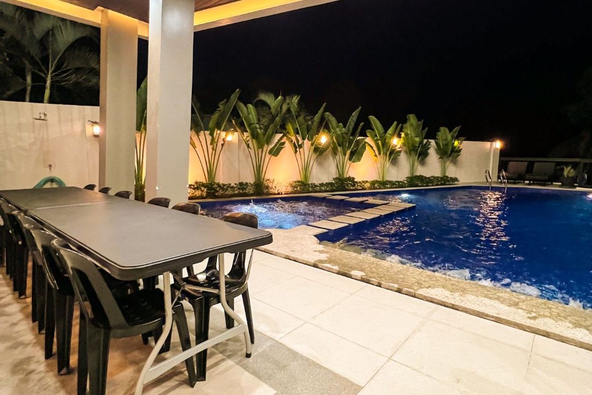 5 Bedroom Commercial for Sale in Batong Malake, Los Baños, Laguna – photo 6