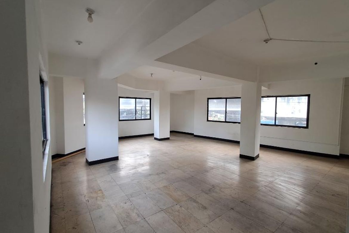 5 Bedroom Commercial for Sale in Pio Del Pilar, Makati, Metro Manila – photo 7