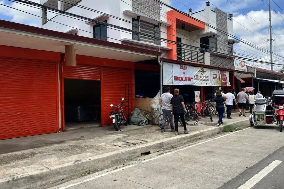 5 Bedroom Commercial for Sale in Poblacion, Basista, Pangasinan