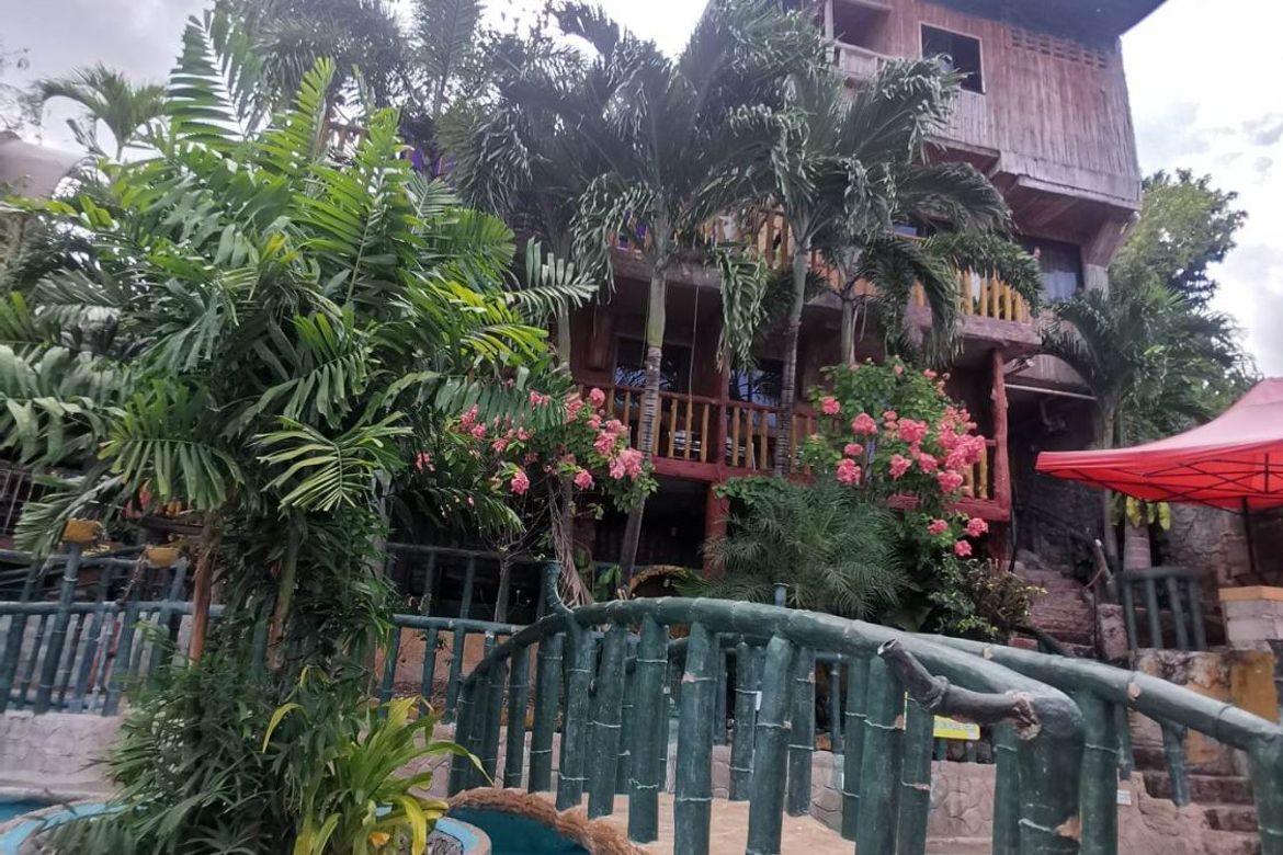 5 Bedroom Commercial for Sale in Tisa, Cebu City, Cebu – photo 2