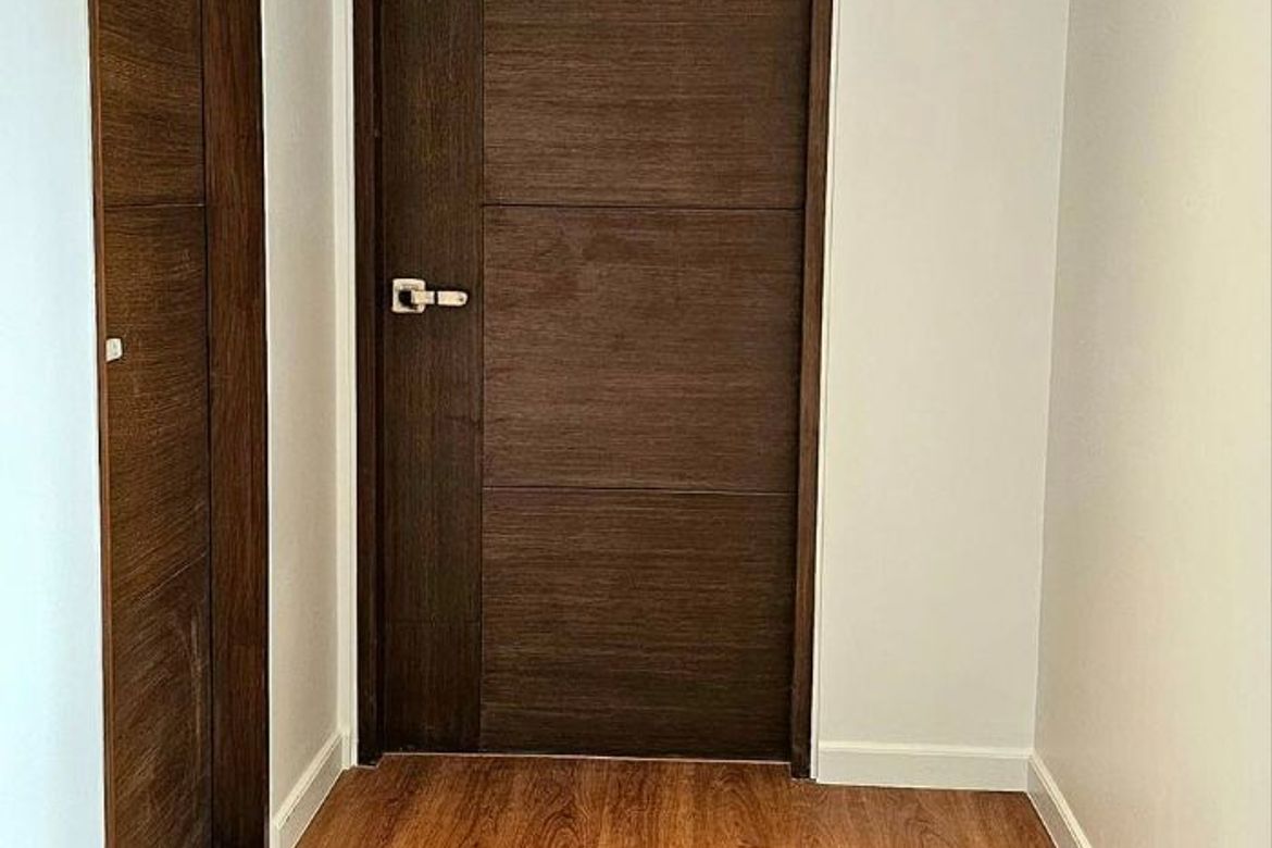 5 Bedroom Condo for Sale in BF Homes Executive Village, Almanza Uno, Las Piñas, Metro Manila – photo 5