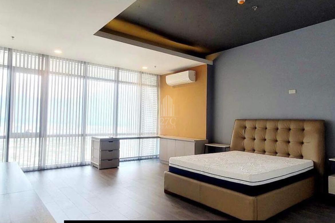 5 Bedroom Condo for Sale in Greenhills, San Juan, Metro Manila near MRT-3 Santolan