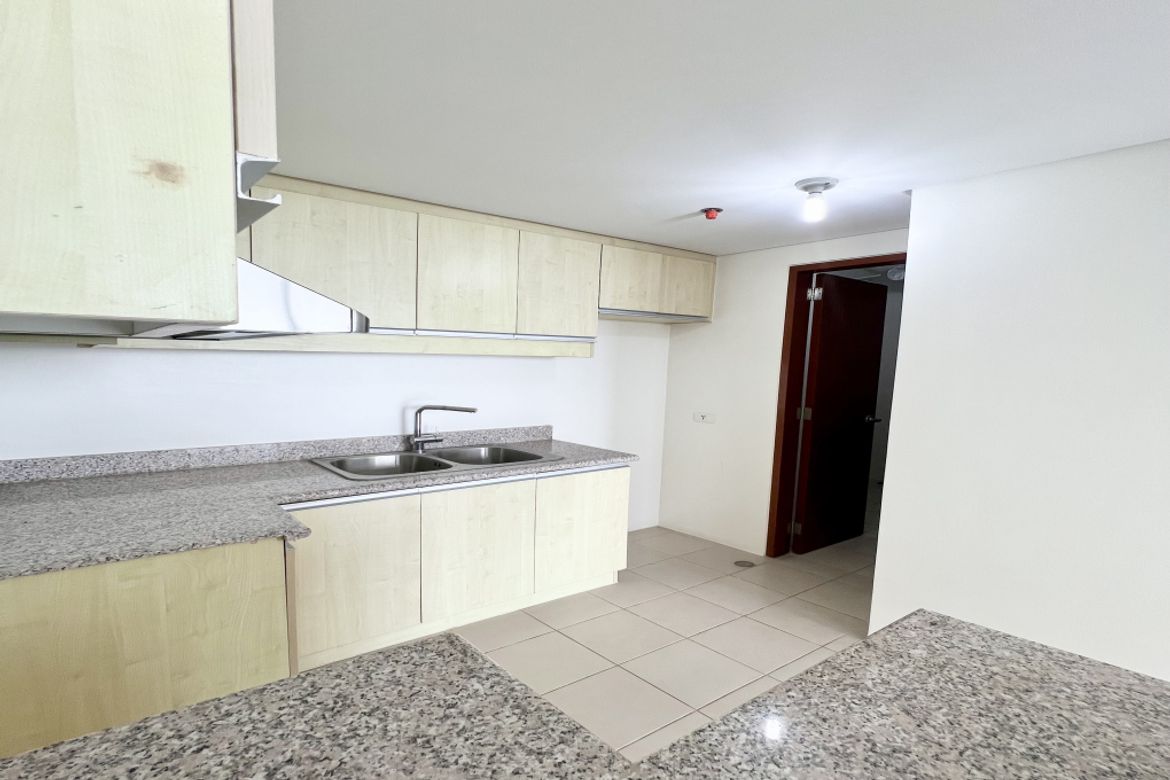 5 Bedroom Condo for Sale in Greenhills, San Juan, Metro Manila – photo 2