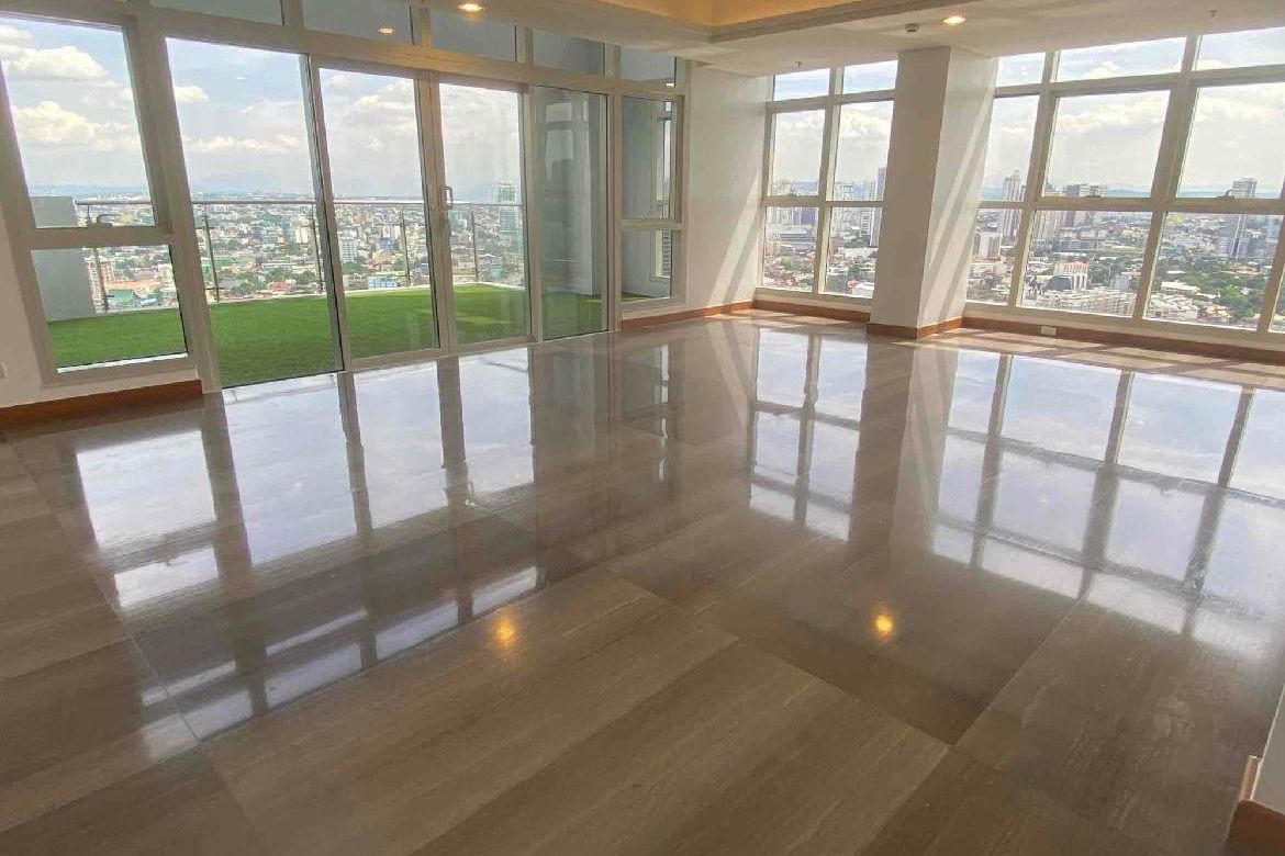 5 Bedroom Condo for Sale in Kaunlaran, Quezon City, Metro Manila near LRT-2 Betty Go-Belmonte – photo 3
