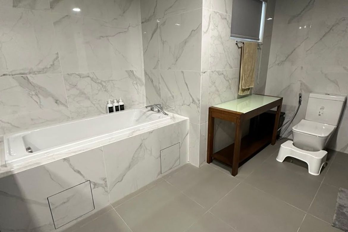 5 Bedroom Condo for Sale in Park McKinley West, BGC, Taguig – photo 13