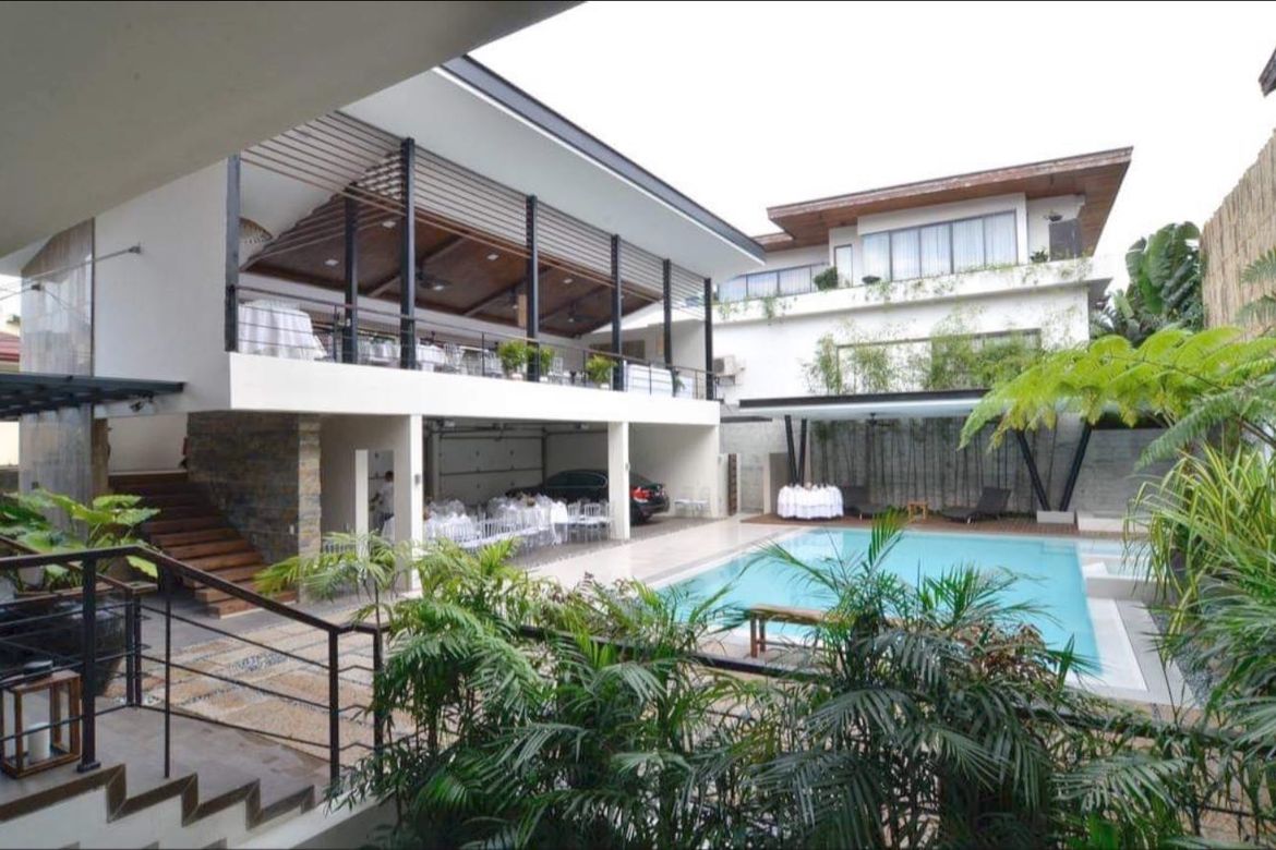 5 Bedroom Condo for Sale in San Nicolas, Pasig, Metro Manila