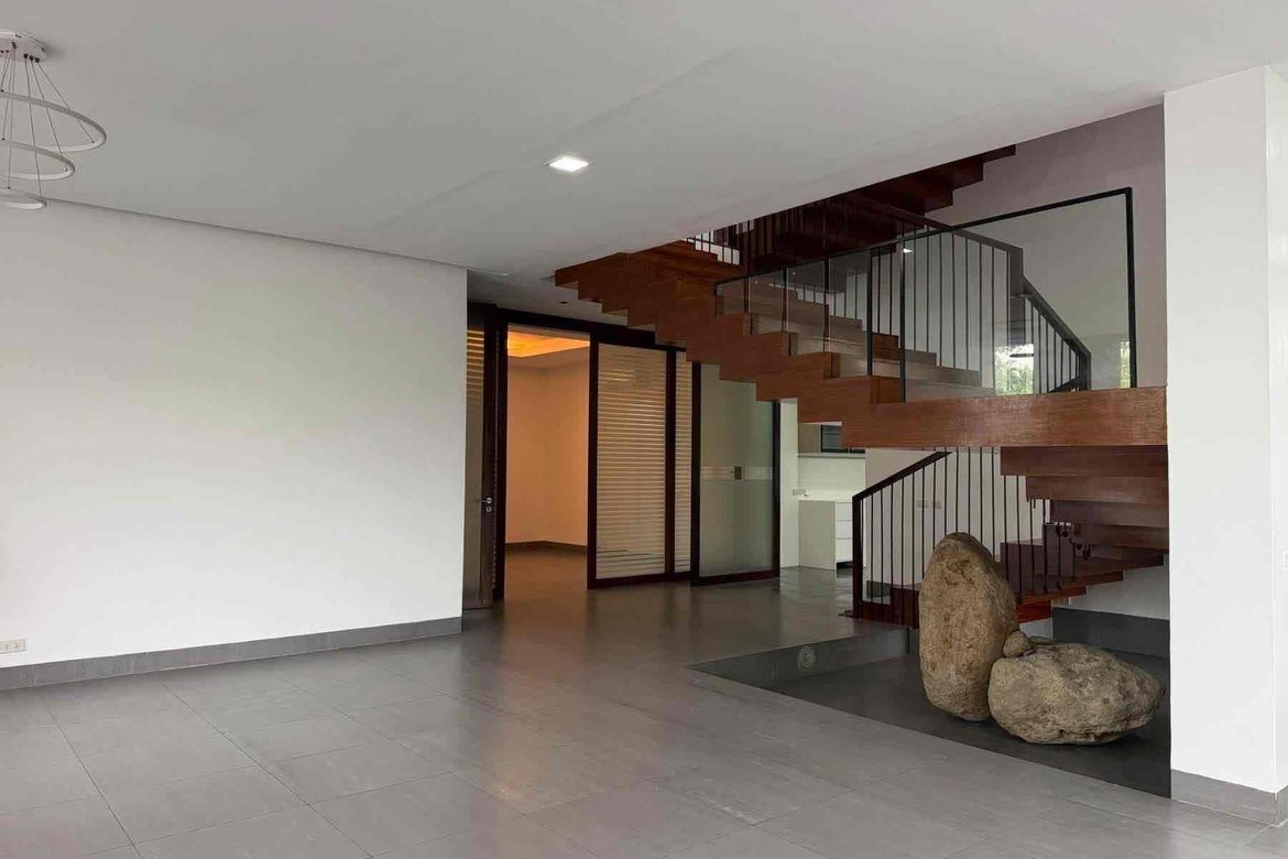 5 Bedroom House for Rent in Ayala Alabang Village, New Alabang Village, Muntinlupa, Metro Manila photo 3