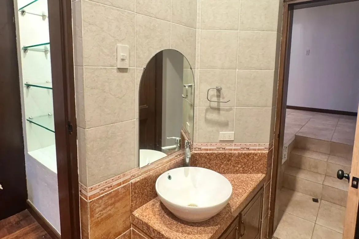 5 Bedroom House for Rent in Ayala Alabang Village, New Alabang Village, Muntinlupa, Metro Manila photo 4