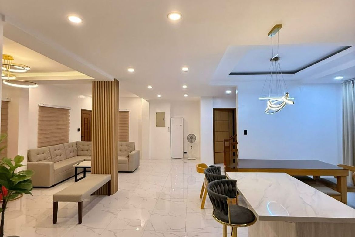 5 Bedroom House for Rent in Balibago, Angeles, Pampanga